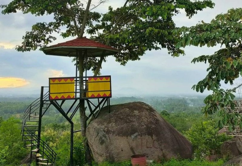 Gunung-Batu-091022