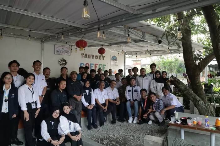 KAI Daop 2 Bandung Jalin Silaturahmi Bersama Komunitas Railfans (1)