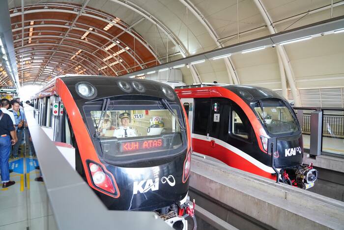 LRT Jabodebek (1)