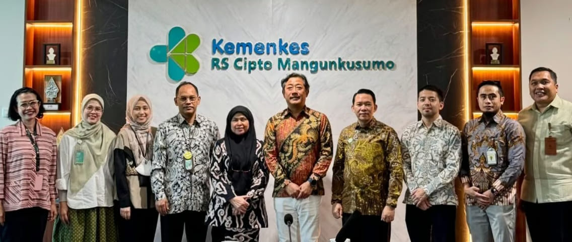 CUC dan RSCM Memperkuat Kemitraan Strategis di Bidang Oftalmologi Mempercepat Penanganan Kelainan Refraksi yang Mengakibatkan Kerugian Produktivitas Global Senilai US$411 Miliar per Tahun.jpg