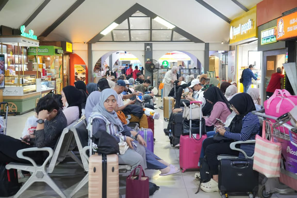 Pelanggan Daop 2 Bandung Naik 7,4 Persen pada 1 Minggu Awal Masa Liburan Sekolah.jpg