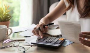 Pernah Dengar Metode Sinking Fund Cara Menyiapkan Pengeluaran Besar Tanpa Bikin Keuangan Kaget.jpg