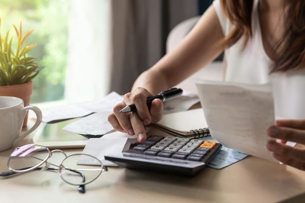 Pernah Dengar Metode Sinking Fund Cara Menyiapkan Pengeluaran Besar Tanpa Bikin Keuangan Kaget.jpg