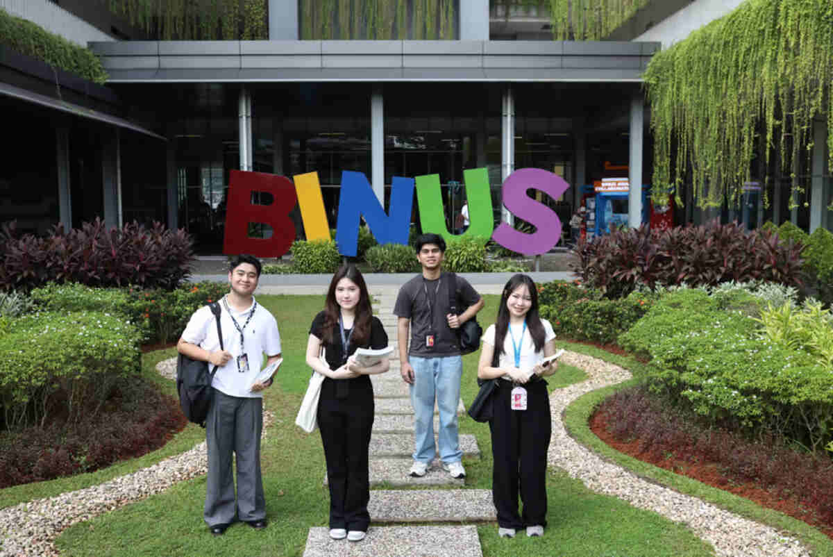 Saat Orang Tua dan Anak Menentukan Pilihan Universitas, BINUS University Menghadirkan Program Beasiswa untuk Tahun Akademik 20272028