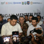 public (2)