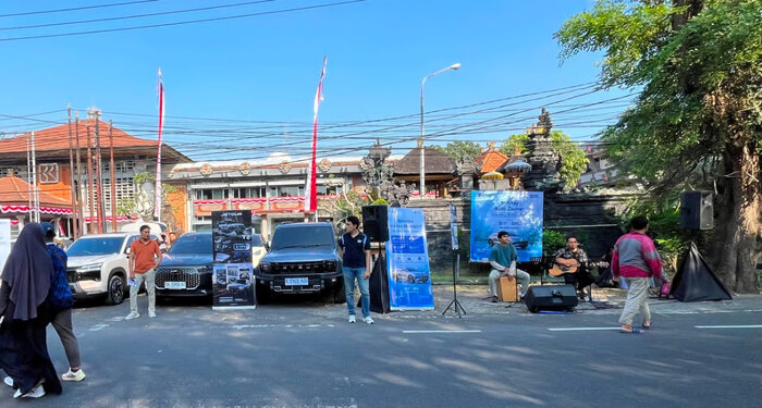 BRIF Sunday Auto Corner (1)