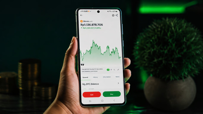 Ilustrasi pergerakan harga Bitcoin (BTC) di aplikasi FLOQ (1)