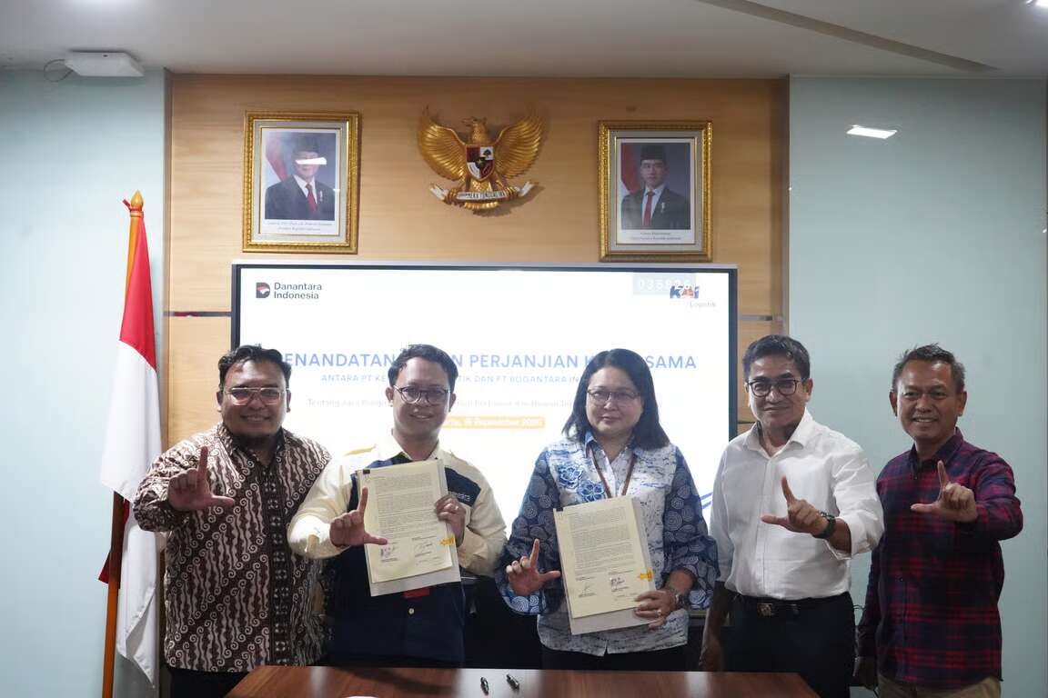 KAI Logistik Bersama PT Bogantara Indo Transport menandatangani Perjanjian Kerja Sama