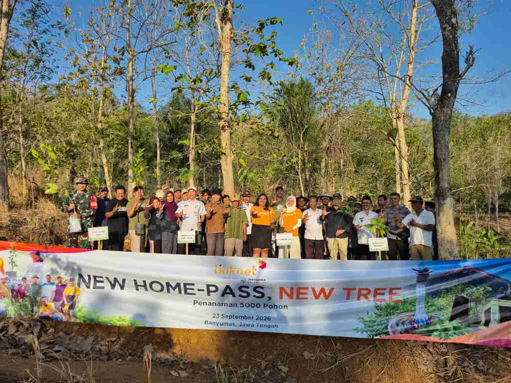 Linknet Tanam Ribuan Pohon Bersama Petani Hutan (1)