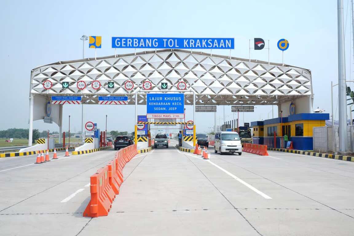 Jalan Tol Prosiwangi Segmen Gending-Paiton (1)
